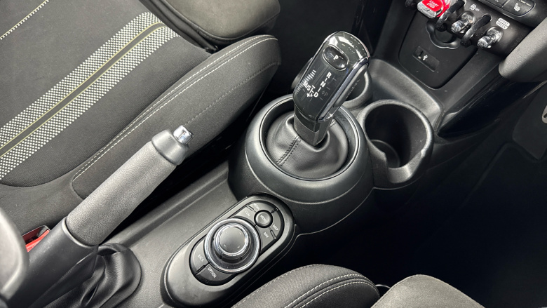 MINI Hatchback 1.5 Cooper Sport 3dr Auto Petrol Hatchback